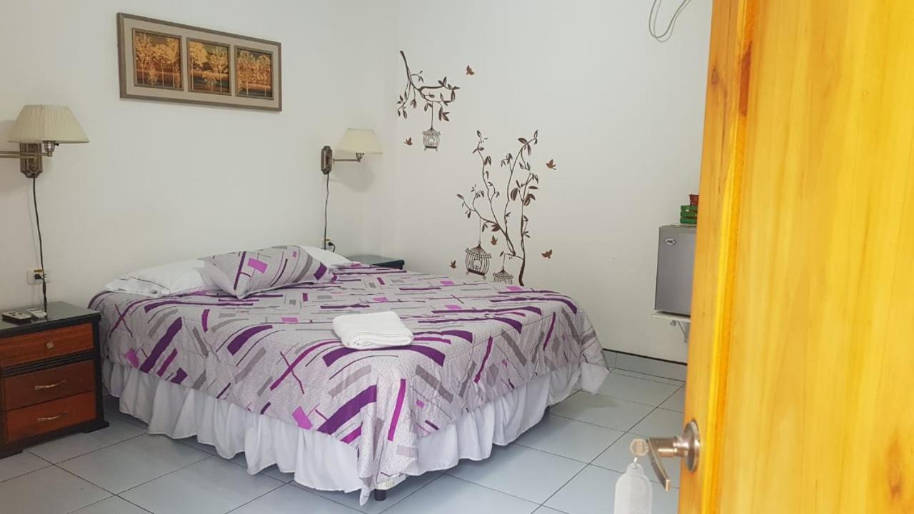 Hotel Las Palmas Esmeraldas Luaran gambar